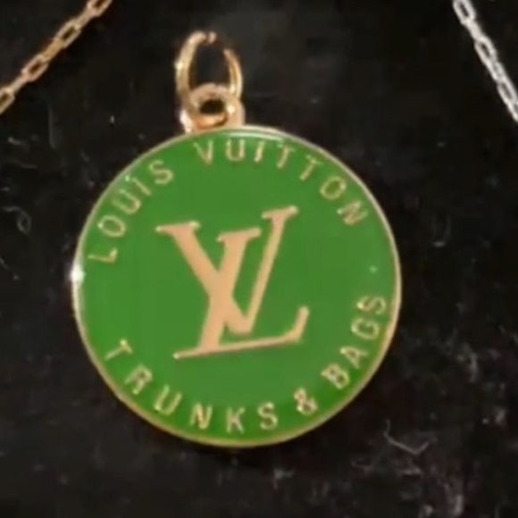 LOUIS VUITTON Double Sided Green & Gold Trunks & Bags Charm - Picture 1 of 3